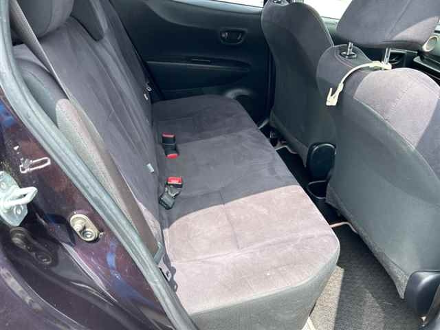 TOYOTA VITZ 2013