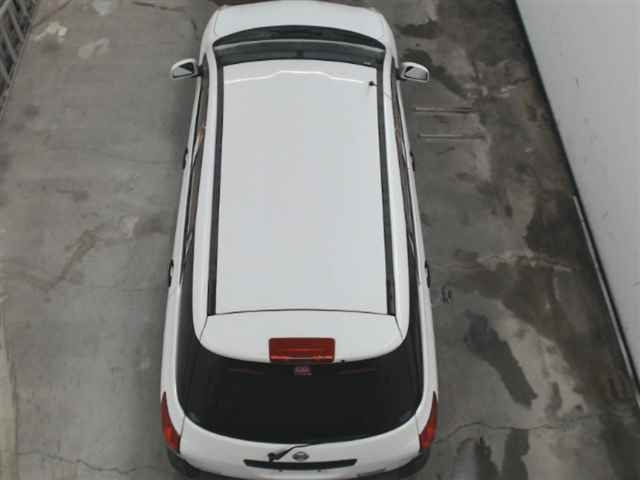 NISSAN AD 2011