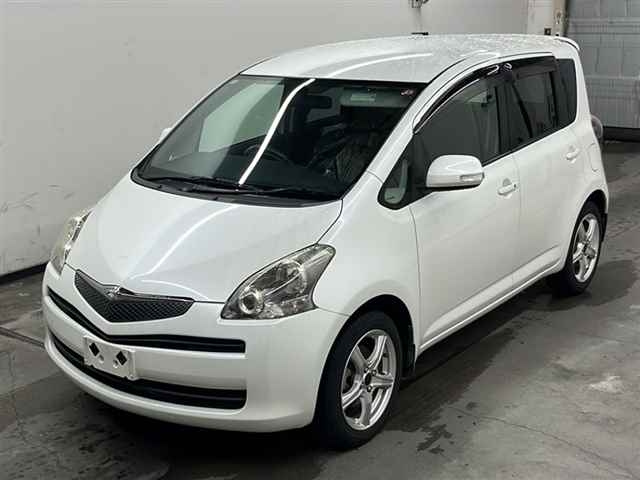 TOYOTA RACTIS 2010