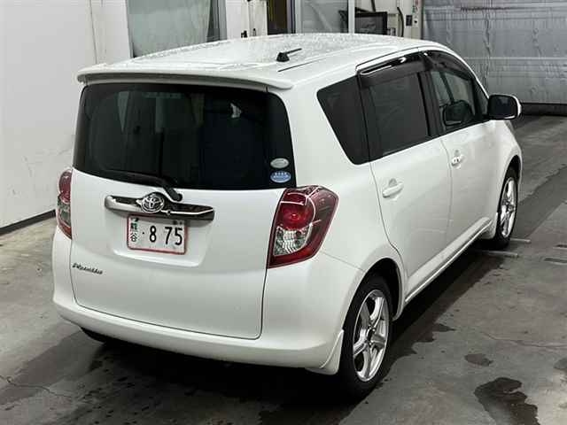 TOYOTA RACTIS 2010