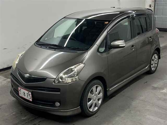 TOYOTA RACTIS 2010