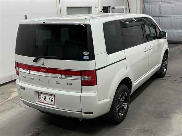 MITSUBISHI DELICA D5 2008