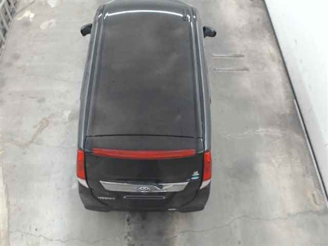 TOYOTA ROOMY 2020