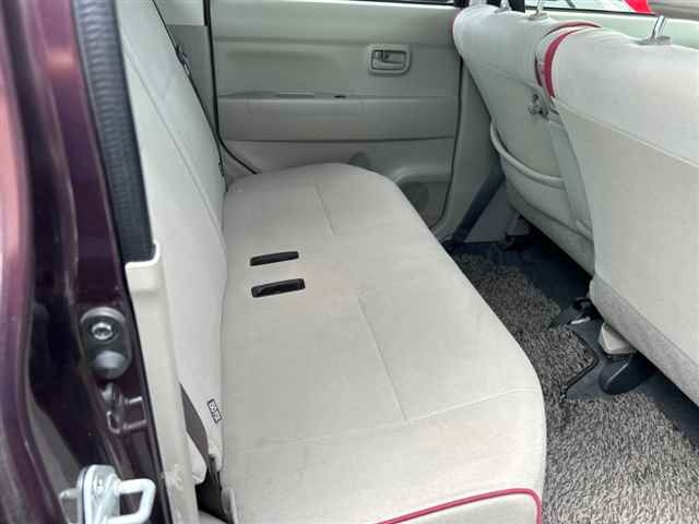 TOYOTA PIXIS SPACE 2012