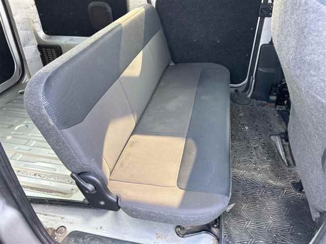 NISSAN NV200 2011