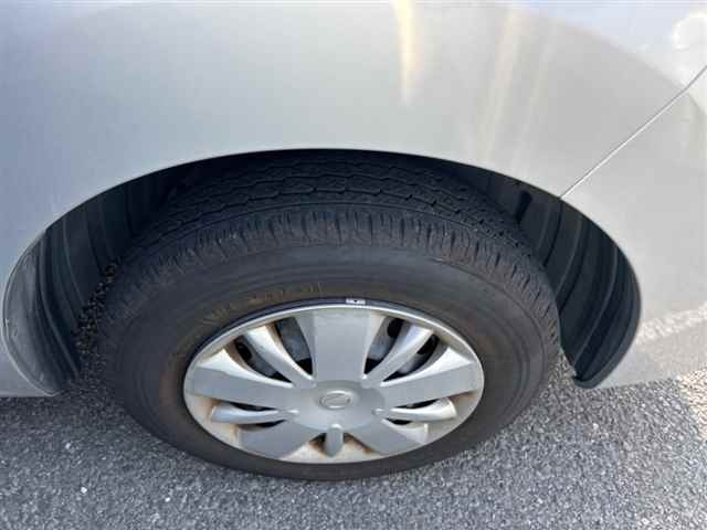 NISSAN NV200 2011