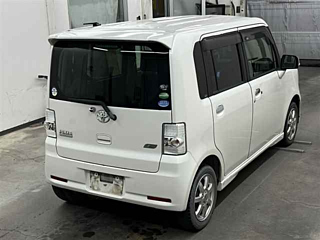TOYOTA PIXIS SPACE 2012