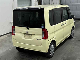 DAIHATSU TANTO 2018