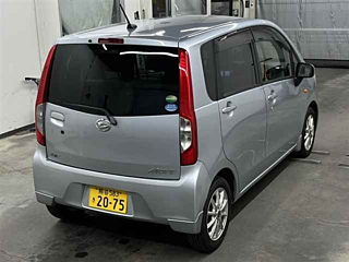 DAIHATSU MOVE 2013