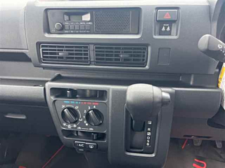DAIHATSU HIJET VAN 2023