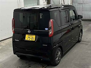 NISSAN ROOX 2021