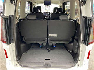 NISSAN SERENA 2025