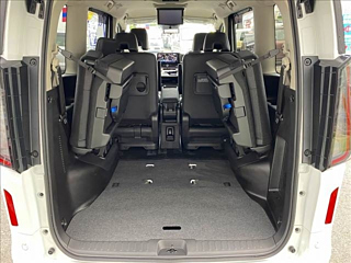 NISSAN SERENA 2025