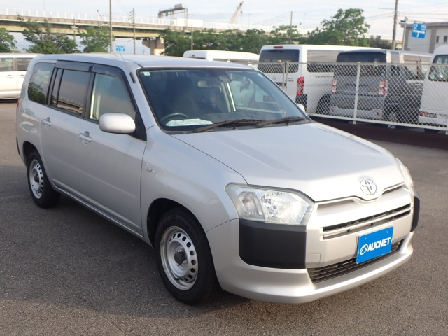 TOYOTA PROBOX 2018