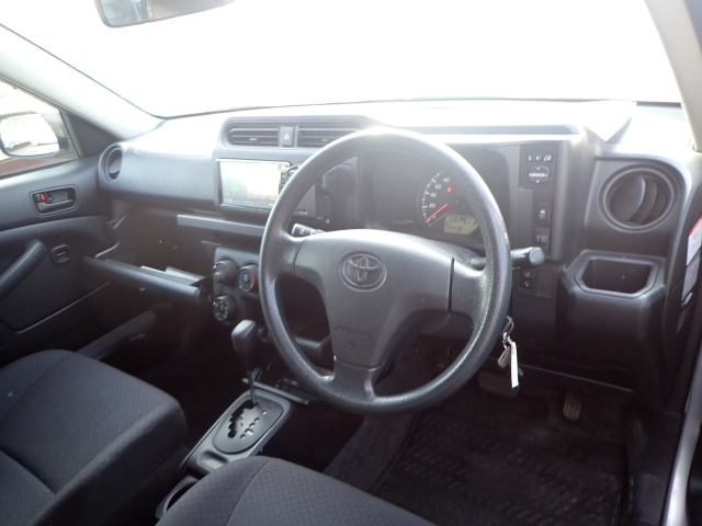 TOYOTA PROBOX 2018