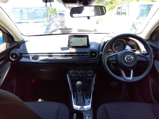 MAZDA DEMIO 2018