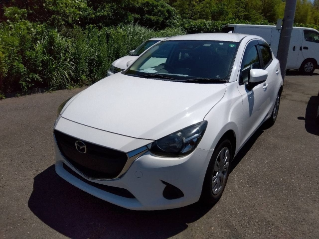 MAZDA DEMIO 2018