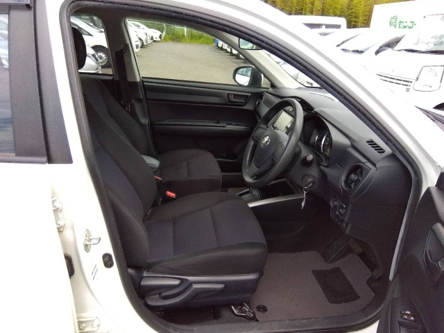 TOYOTA COROLLA FIELDER 2018
