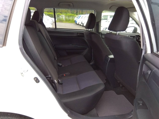 TOYOTA COROLLA FIELDER 2018