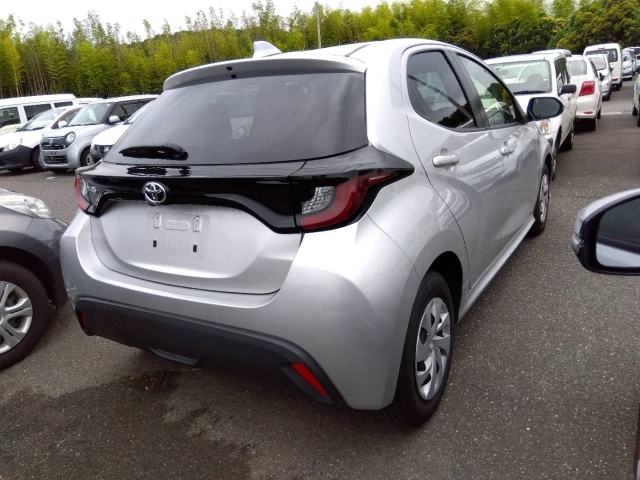 TOYOTA YARIS 2021