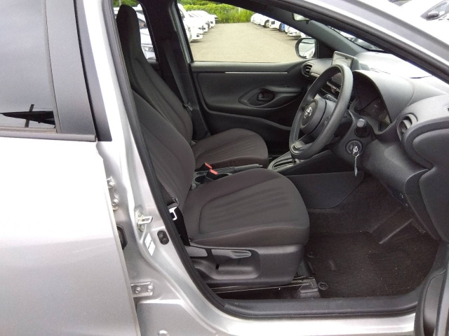 TOYOTA YARIS 2021