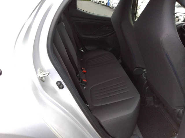 TOYOTA YARIS 2021