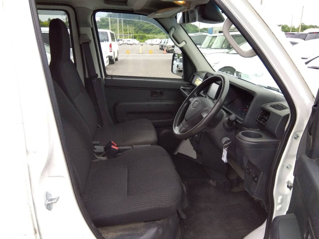 DAIHATSU HIJET VAN 2020