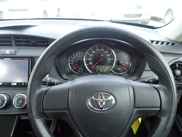 TOYOTA COROLLA FIELDER 2016