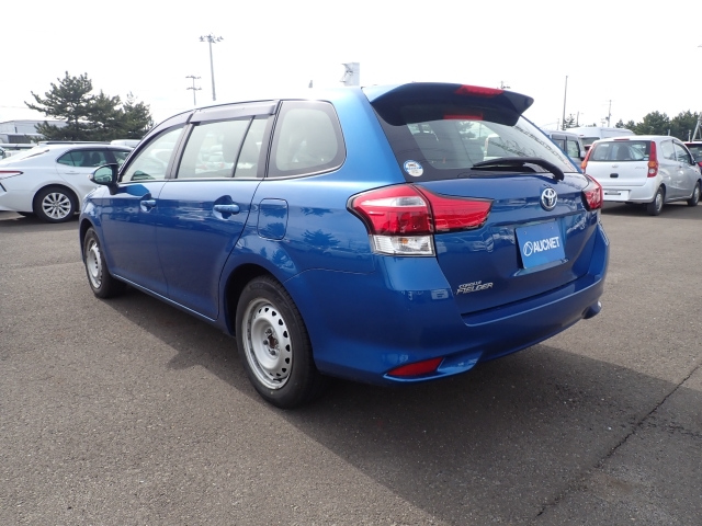 TOYOTA COROLLA FIELDER 2016