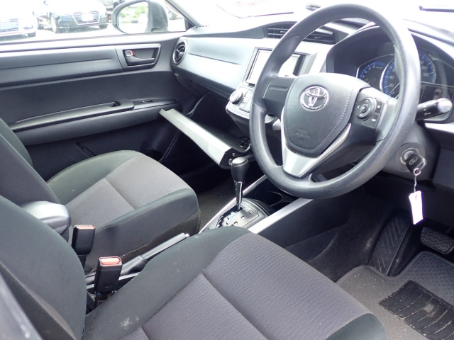 TOYOTA COROLLA FIELDER 2016