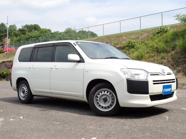TOYOTA PROBOX 2018