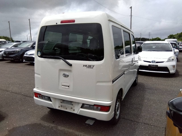 DAIHATSU HIJET VAN 2020