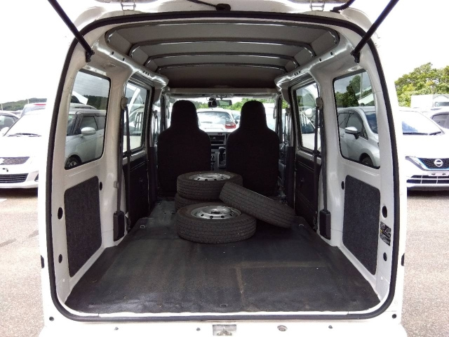 DAIHATSU HIJET VAN 2020