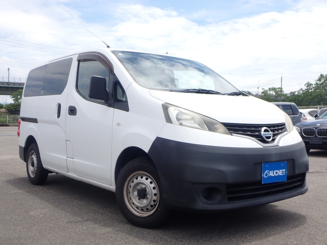 NISSAN NV200 2016