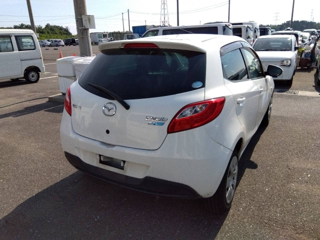 MAZDA DEMIO 2012