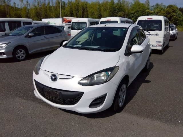 MAZDA DEMIO 2012