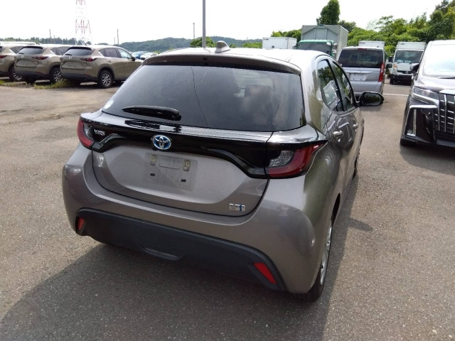 TOYOTA YARIS 2023