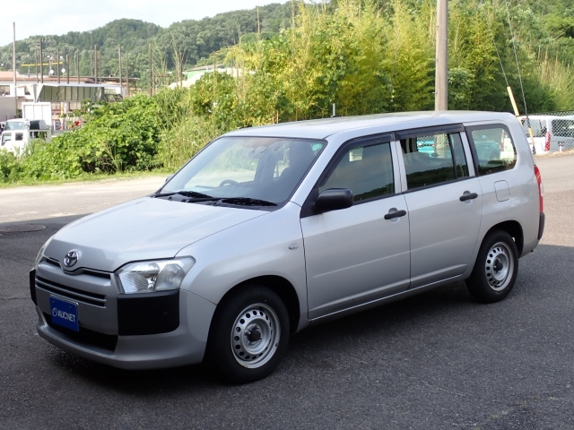 TOYOTA PROBOX 2017