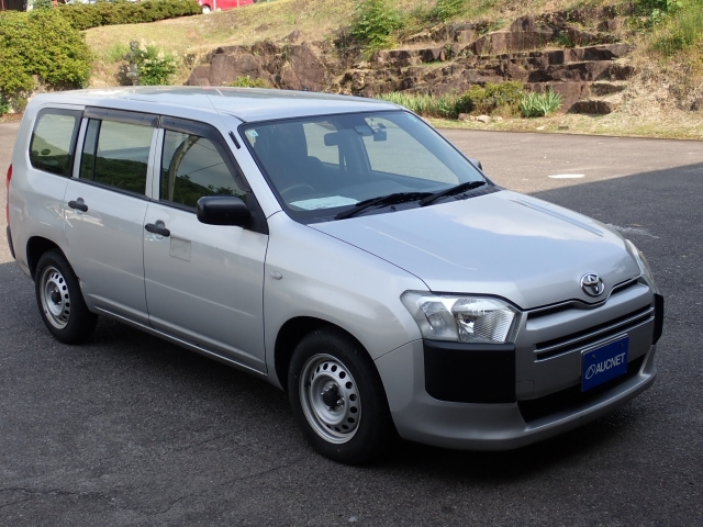TOYOTA PROBOX 2017