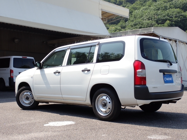 TOYOTA PROBOX 2017