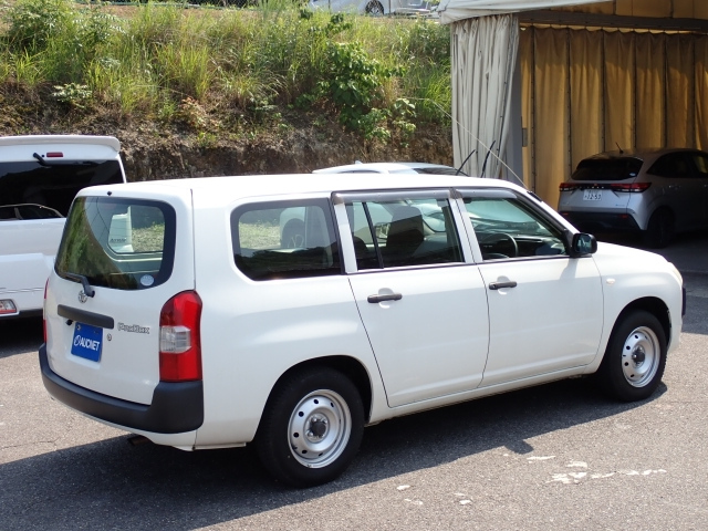 TOYOTA PROBOX 2017