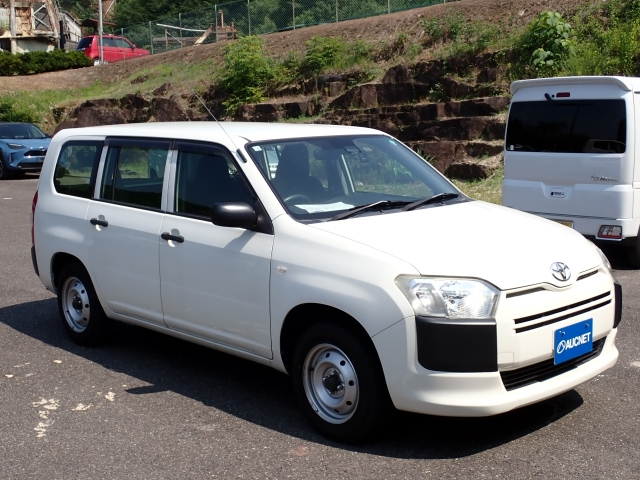 TOYOTA PROBOX 2017