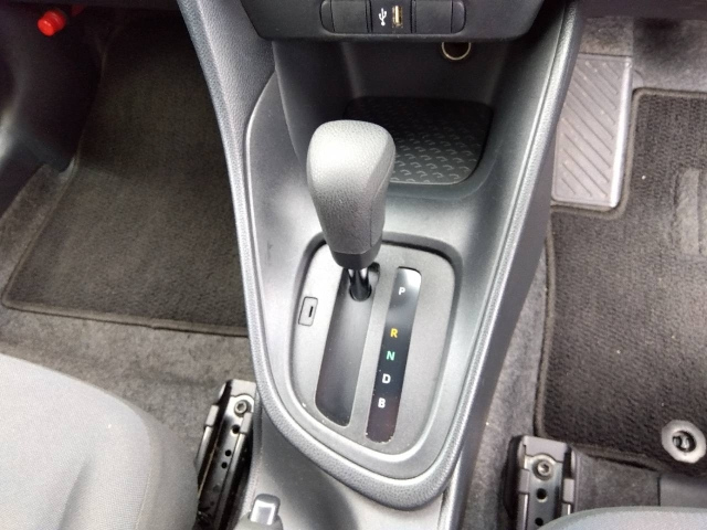 TOYOTA YARIS 2023