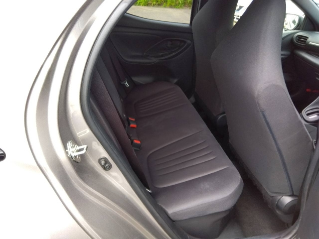 TOYOTA YARIS 2023