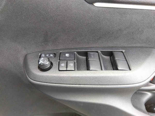 TOYOTA YARIS 2023
