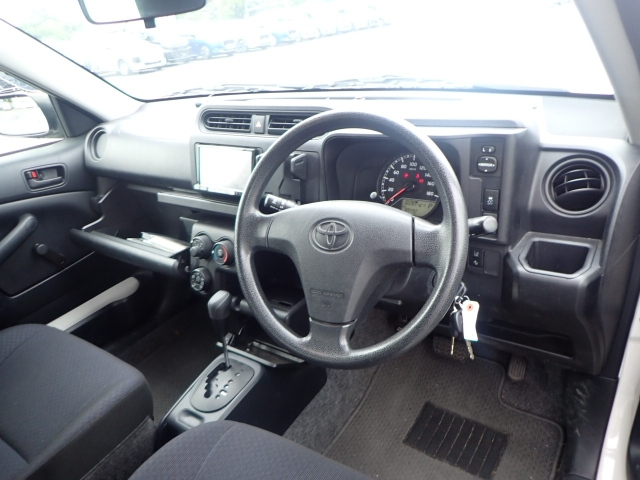 TOYOTA PROBOX 2019