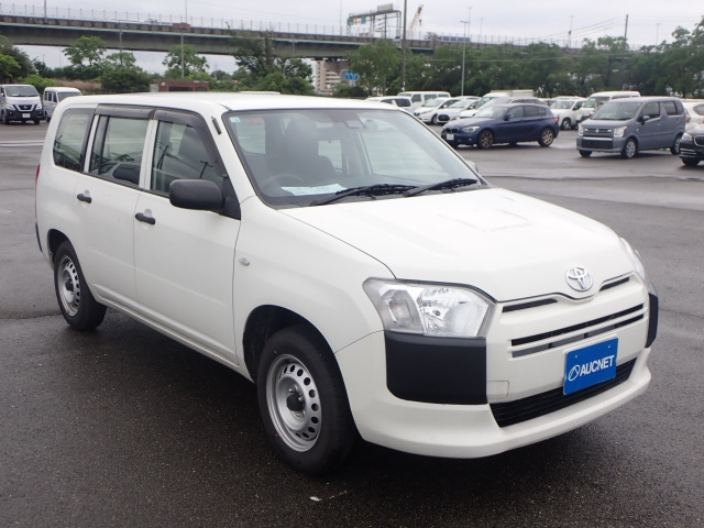 TOYOTA PROBOX 2019