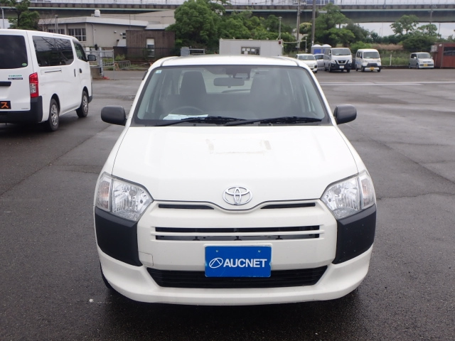 TOYOTA PROBOX 2019