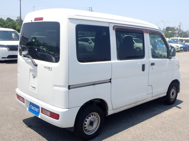 DAIHATSU HIJET VAN 2015