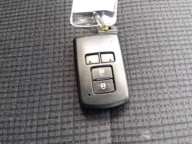 TOYOTA SIENTA 2018